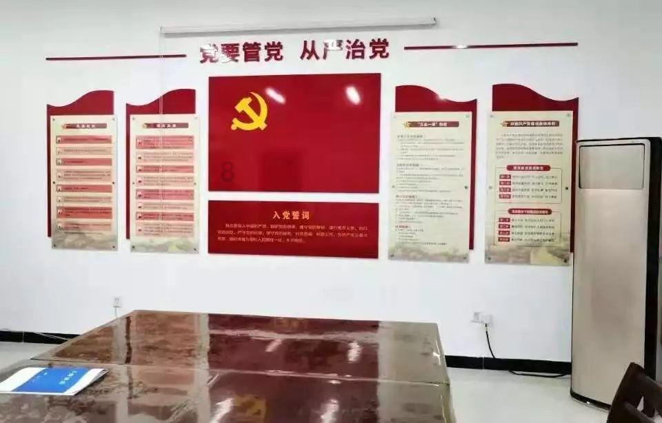 陈桥兵变赵匡胤夺权上位，赵匡胤又是怎么对待柴荣的儿子们的？游戏画面